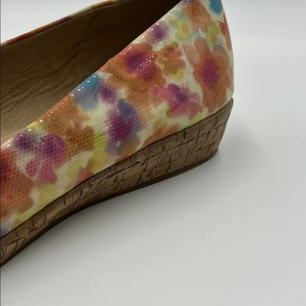 Michelle D Ellena Wedge Women's 10M Floral Slip On Peep Tow Yellow Pink